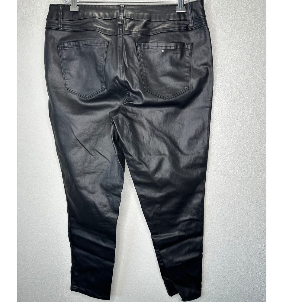1822 Denim Black Shimmer Leatherette Skinny Pant 30 P / 10 P - Picture 10 of 16